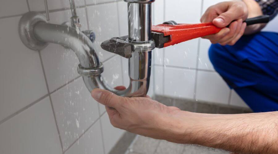 Expert burst pipe repair services in Bomont, WV